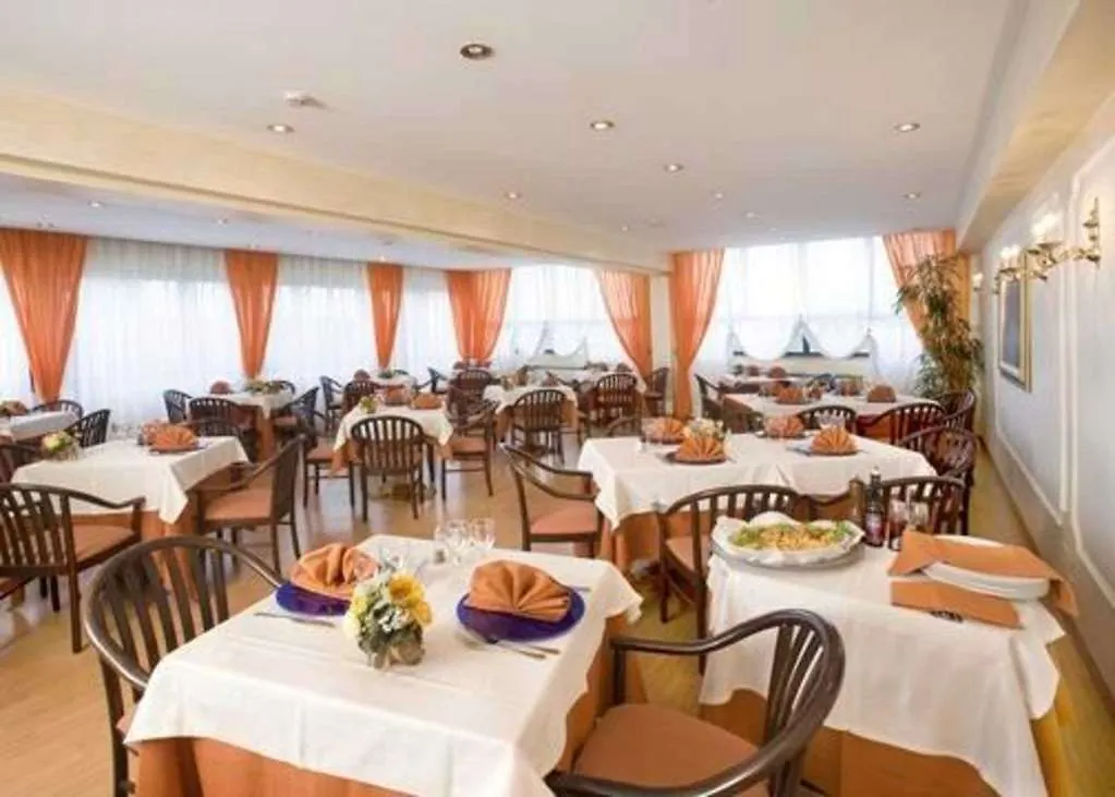 Quality Hotel Rouge Et Noir Rome